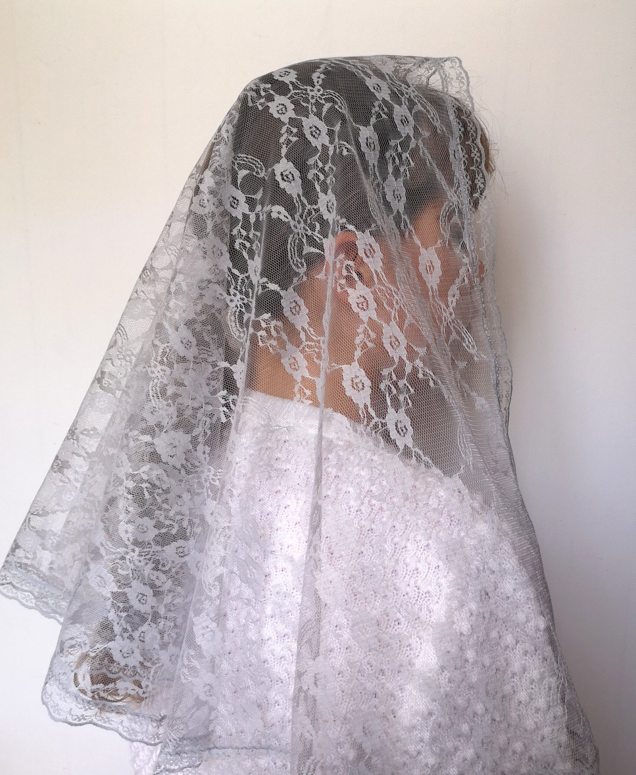 2025/12/IMG_20250605_135339_edit_354365796346446-scaled.jpg mantylka popielate kwiaty nr 20