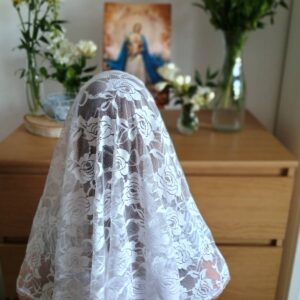 mantylka białe róże nr 8